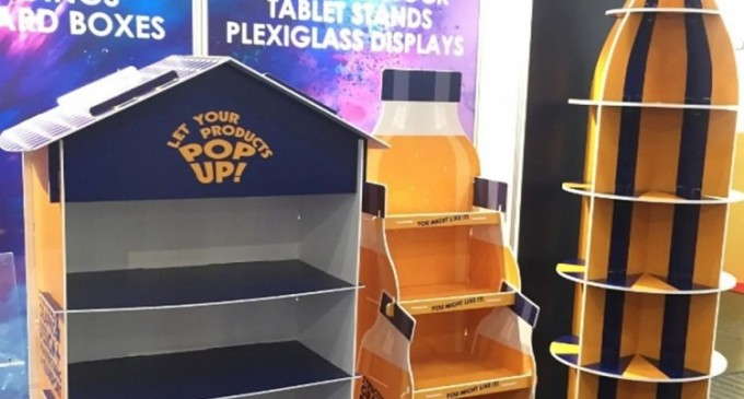 Exemple de standuri de carton pentru afacerea ta