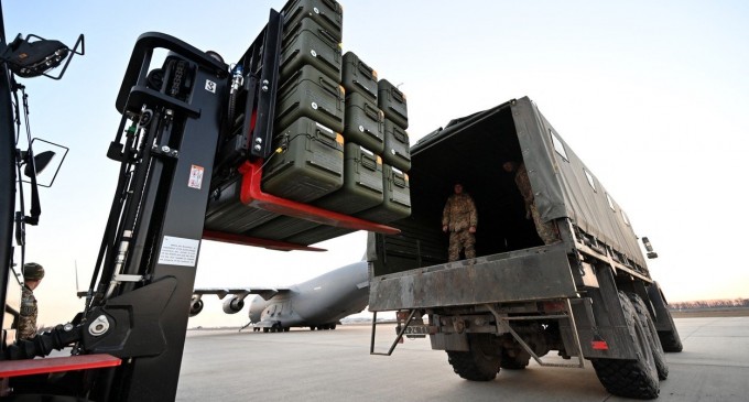 SUA se asigură că armamentul american din Ucraina nu ajunge pe piața neagră