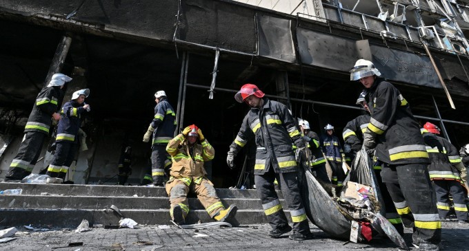 FOTO Două rachete Kalibr lansate de ruși asupra civililor din Vinița au fost interceptate / Trei rachete au ucis peste 20 de oameni