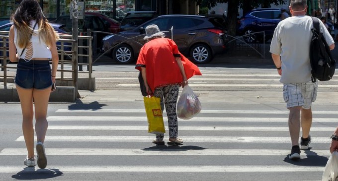 Caniculă şi disconfort termic accentuat în sudul şi vestul ţării, inclusiv în Capitală, pe parcursul zilei de marţi/ Judeţele avertizate de meteorologi