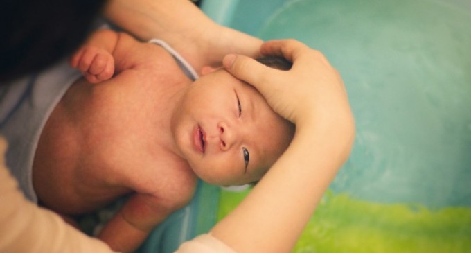 Tot ce trebuie să știi despre băița bebelușului tău