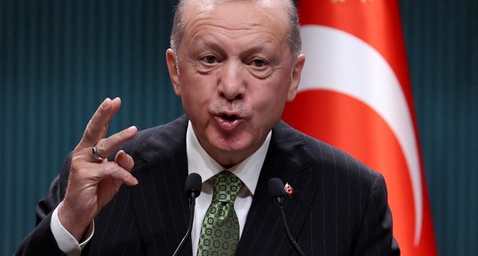 Erdogan spune că Turcia ar putea aproba candidatura Finlandei la NATO. „Suedia va fi şocată”