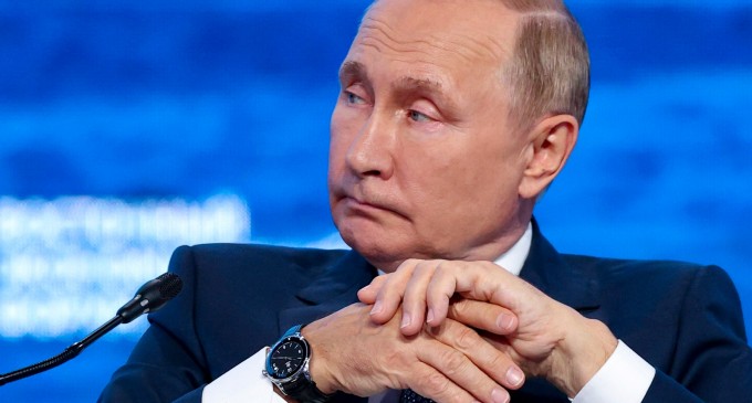 Încă o moarte suspectă în rândul magnaților ruși apropiați de Putin: Un director din sectorul energetic a căzut dintr-o ambarcațiune