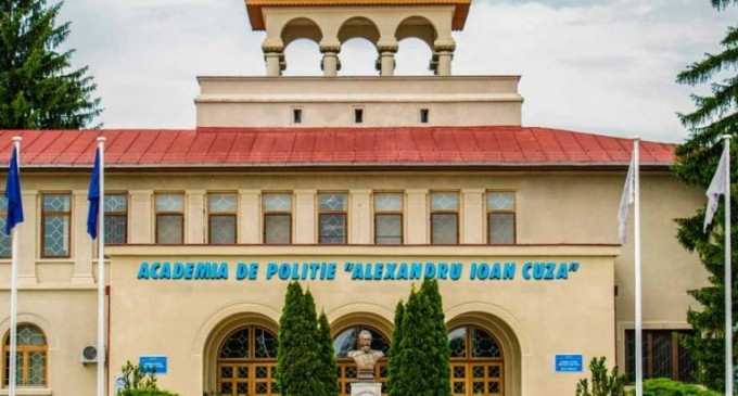 Componența comisiei de concurs pentru funcția de comandant al Academiei de Poliție: președinte urmează să fie desemnat secretarul de stat Raed Arafat, iar membri, directorul DGA Liviu Vasilescu și comandantul UNAp generalul de brigadă Daniel Pop