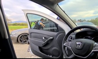 Polițiștii au reușit reținerea unui infractor cautat de autoritățile din altă țară după ce au folosit toate mijloacele din dotare