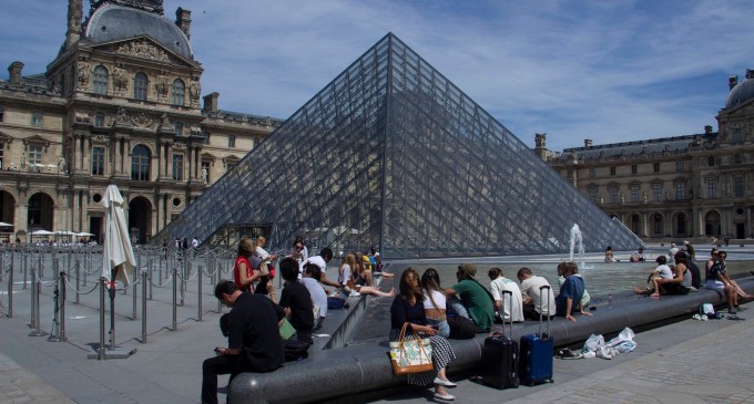 „Ceva nemaivăzut”: Franța se obișnuiește cu temperaturi de 30°C în octombrie