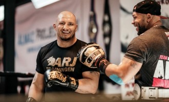 Meciul vietii pentru cel mai iubit luptator din Banat. Raul Catinas lupta cu numarul 1 mondial din K1