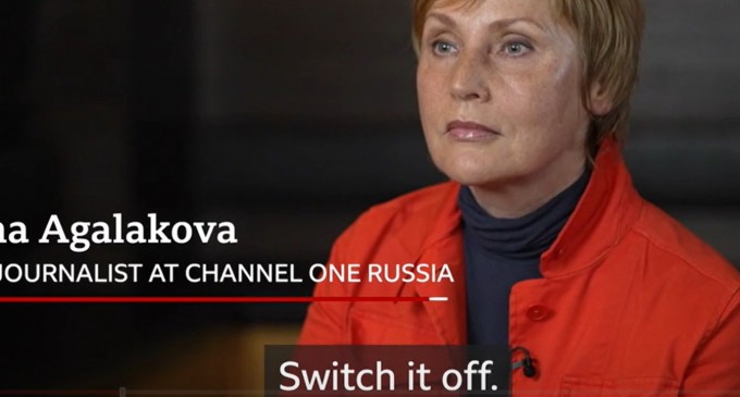 Lui Putin ”îi este frică”, spune Zhanna Agalakova, fosta jurnalistă care a spus despre posturile rusești că sunt o „mașinărie de spălat creiere”