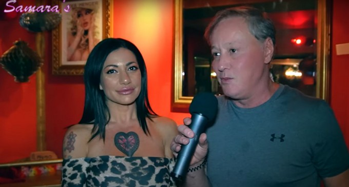 FOTO O actriță de filme porno candidează la președinția regiunii italiene Lombardia. „A fost o decizie bine gândită”