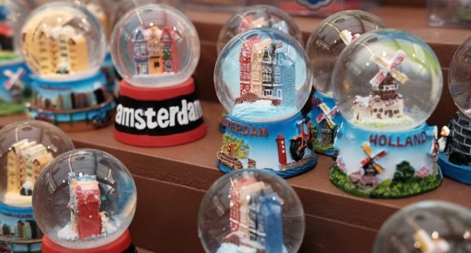 Obiective turistice pe care să nu le ratezi într-un city break în Amsterdam