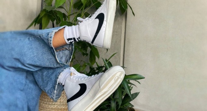 Cele mai discutate caracteristici între femei privind incaltamintea