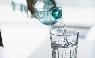 Cum să alegi cea mai bună apă de băut pentru tine