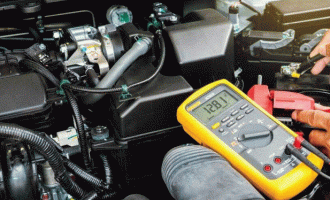 Care e mai exact treaba cu sigurantele masinii?