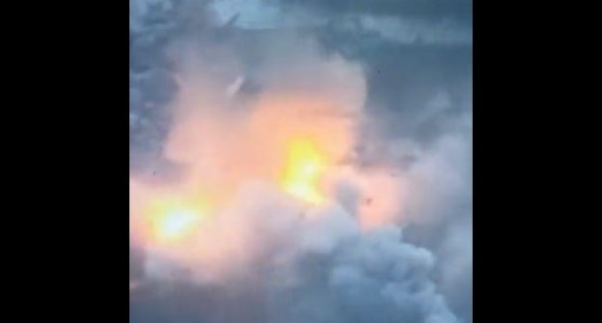 VIDEO Cum a fost lichidat în Soledar un grup de 20 de mercenari Wagner / „HIMARS sau MLRS?”… și clădirea sare în aer