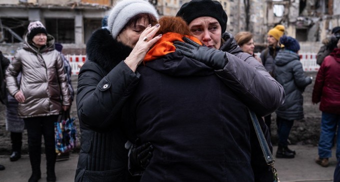 Alerte de posibile atacuri aeriene în centrul şi estul Ucrainei