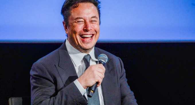 Elon Musk și-a recuperat titlul de cel mai bogat om din lume. Ce avere are șeful Tesla