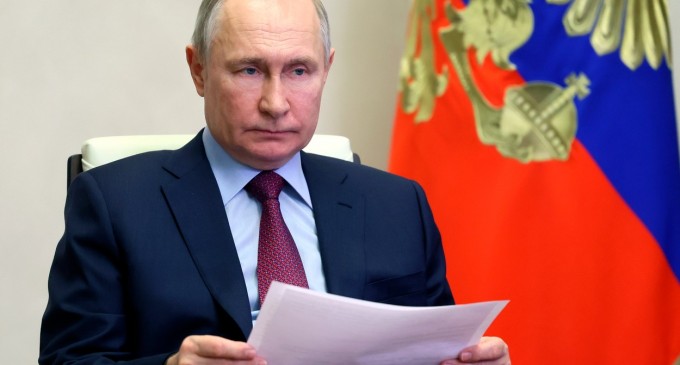 Analiști politici din Rusia: Biden, aflat în prima linie a războiului, a pregătit un ultimatum pentru Federația Rusă și Putin