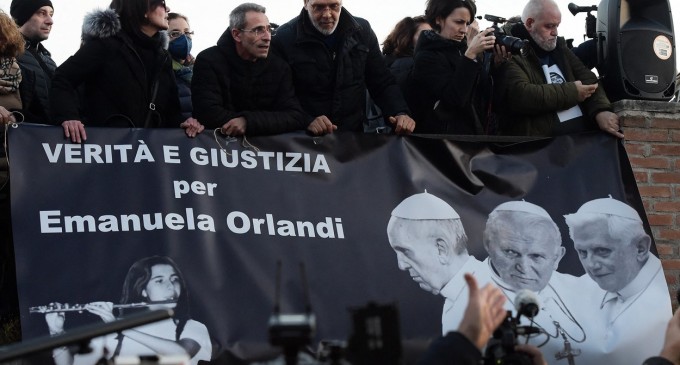 Varșovia condamnă campania „rușinoasă” împotriva lui Ioan Paul al II-lea