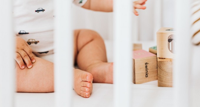 Ce păstrezi și ce reciclezi din camera primului copil dacă îl aștepți pe al doilea?