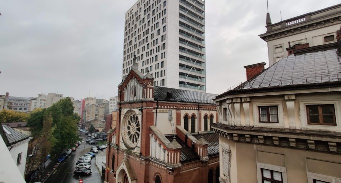 Nicușor Dan a câștigat procesul cu proprietarii Cathedral Plaza