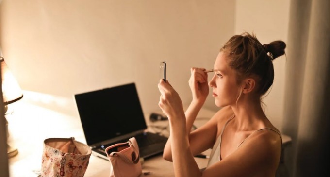 Exista vreun risc daca faci videochat in Iasi? Iata cateva raspunsuri sincere!