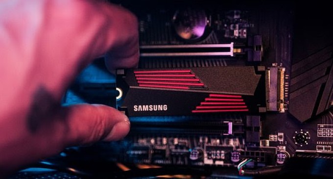 GfK: Românii aleg o capacitate mai mare și unități de stocare mai rapide