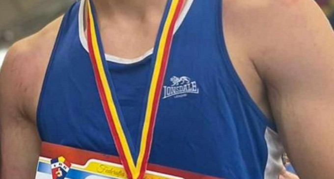 Consiliul Judetean Prahova, Inspectoratul Școlar Județean Prahova si COLEGIUL NAȚIONAL PEDAGOGIC  REGINA MARIA” din Municipiul Ploiesti se pot mandri cu  sportivul prahovean DAVID NEAGU, câștigătorul Cupei României la box pentru cadeți – Ziarul Incisiv de Prahova