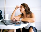 Top 3 lucruri pe care le poți încerca pentru a avea un somn mai odihnitor și pentru a reduce stresul de zi cu zi