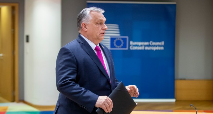 UE face primul pas pentru a-l convinge pe Viktor Orban să sprijine Ucraina: Comisia Europeană a aprobat plăți în avans de 900 de milioane de euro pentru Ungaria