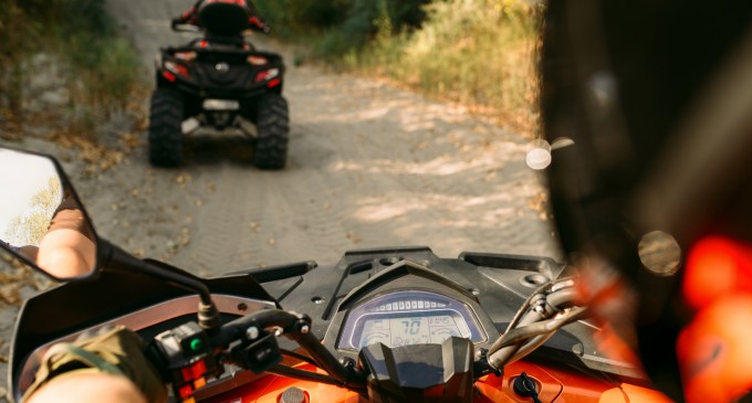 Accident grav cu ATV-ul la Băile Olănești. Un tânăr nu mai putut fi salvat