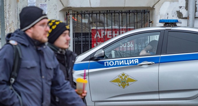 VIDEO Un rus înarmat care a amenințat că va mărșălui spre Kremlin a fost ucis la Moscova, după un schimb de focuri cu polițiștii