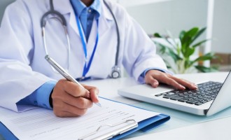 Care este rolul medicului de medicină a muncii în asigurarea sănătății angajaților?