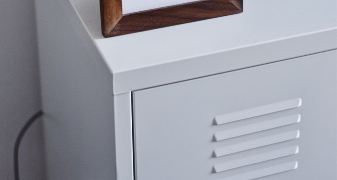 Pastreaza un mediu de lucru ordonat cu ajutorul unui fiset metalic!