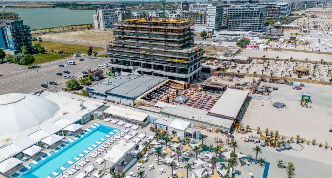 [P] ALPHA BUILDERS – Forță și tehnologie dincolo de rațiunea financiară a jucătorilor de ocazie, ridică standardele și regimul de înălțime prin abordarea curajoasă tehnică, mai presus de calculele minimaliste ce au la bază eficiența economică.