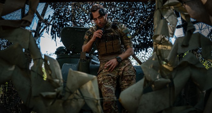 Trupele ucrainene se confruntă cu atacuri ruseşti susţinute pe fronturile din est şi sud