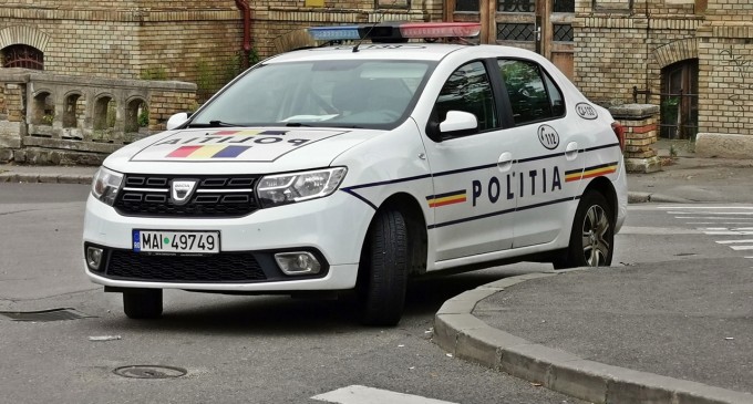 VIDEO Filmul întregului scandal de la Costinești, de la bătaia pe faleză până la punerea sub control judiciar a bătăușilor