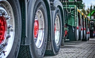 Tehnologia avansată folosită în producția cauciucurilor de camion