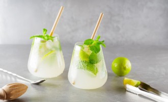 Cocktailuri delicioase și răcoritoare cu rom