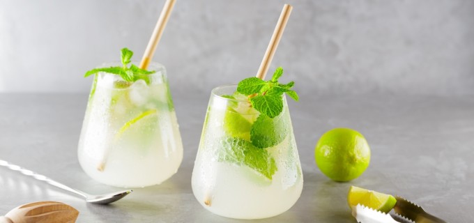 Cocktailuri delicioase și răcoritoare cu rom