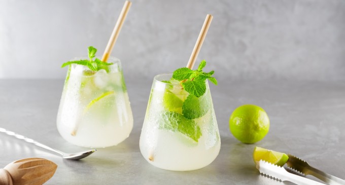 Cocktailuri delicioase și răcoritoare cu rom