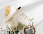 LACALUT® Black & White pentru gingii sanatoase si dinti de un alb natural!