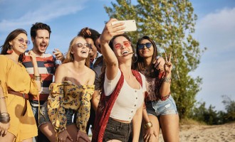 Descoperă Destinații Pline de Adrenalină: Cele Mai Tari Atracții Turistice pentru tine și prietenii