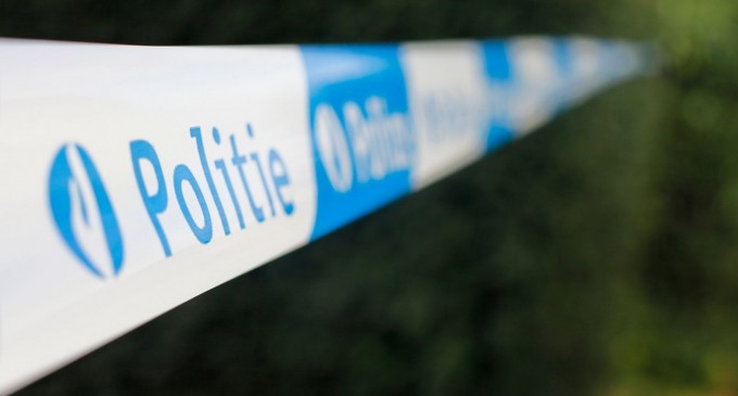 Atac armat la Bruxelles: doi morți, suspectul e căutat de poliție