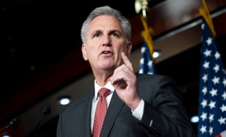 Premieră în istoria SUA : Liderul republican Kevin McCarthy demis de la conducerea Camerei Reprezentanților