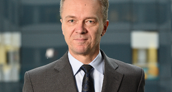 România are în sfârșit un plan pe termen lung: polarizarea socială