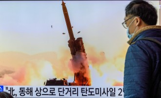 Coreea de Nord a livrat recent Rusiei peste o mie de containere cu echipamente militare