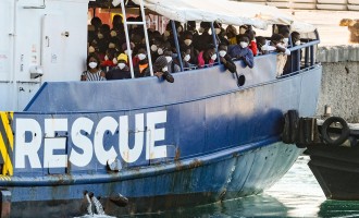 Guvernul german nu va mai finanța organizațiile care salvează migranți pe Mediterană