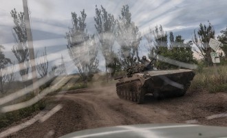 Rusia spune că forțele ucrainene încearcă să treacă râul Nipru