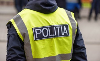 Permis de conducere rusesc obținut cu 25.000 de ruble depistat de polițiștii botoșăneni / Documentul ar fi fost vândut de către un instructor auto.