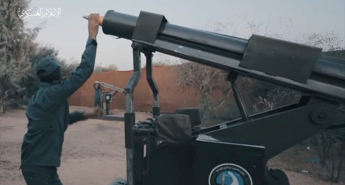 LIVE Război în Israel: Oficial Hamas: „doar o mână” de comandanți ai grupării au știut de atac / Gruparea amenință că va începe să execute ostaticii / Israelul anunță lansarea celui mai mare val de atacuri aeriene